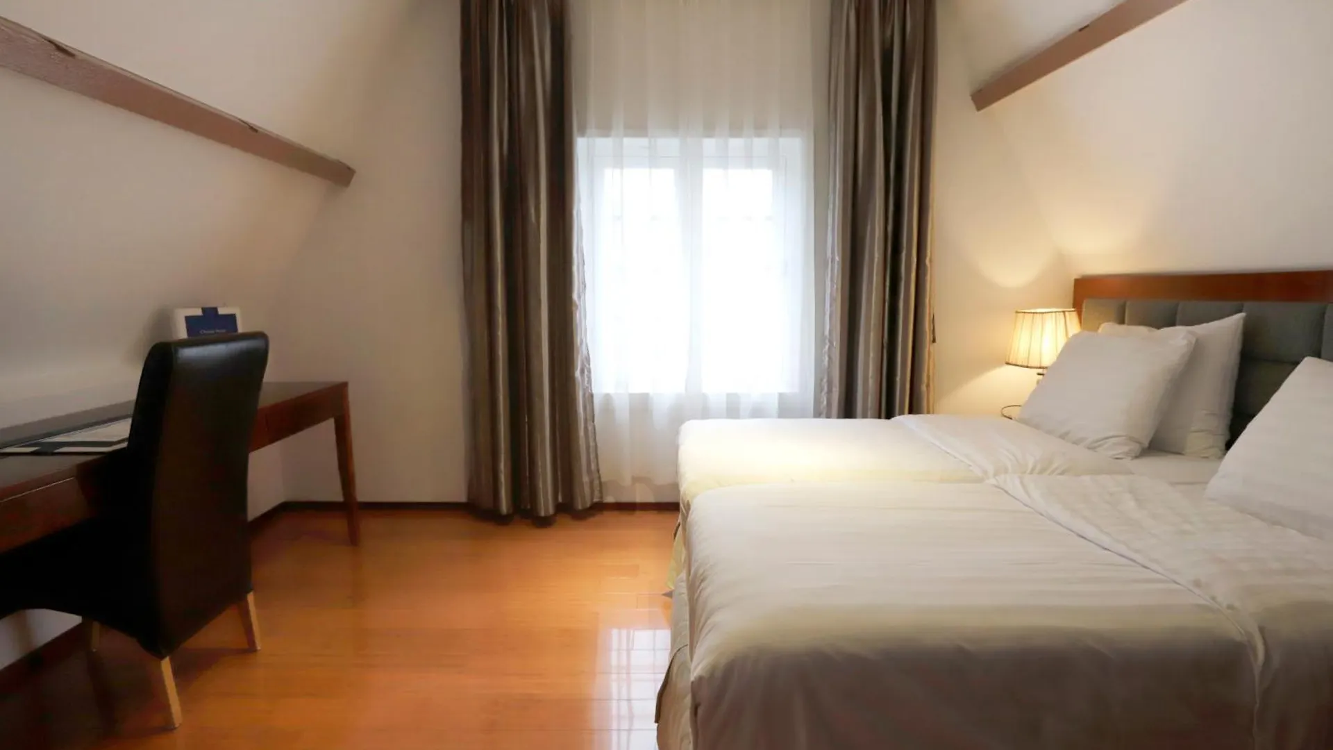 Chasse Hotel Amsterdam Netherlands