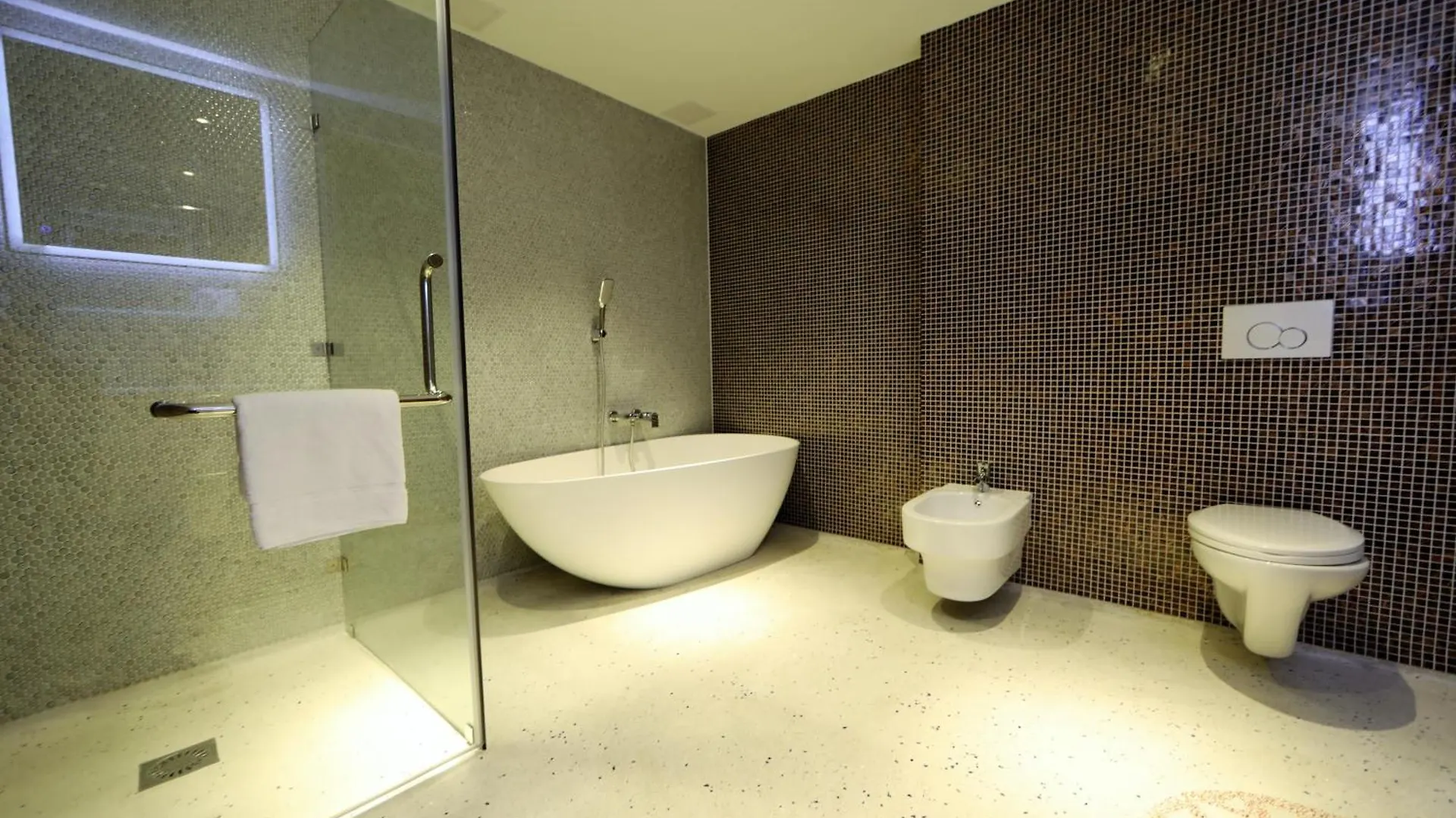 Chasse Hotel Amsterdam 4*,  Netherlands